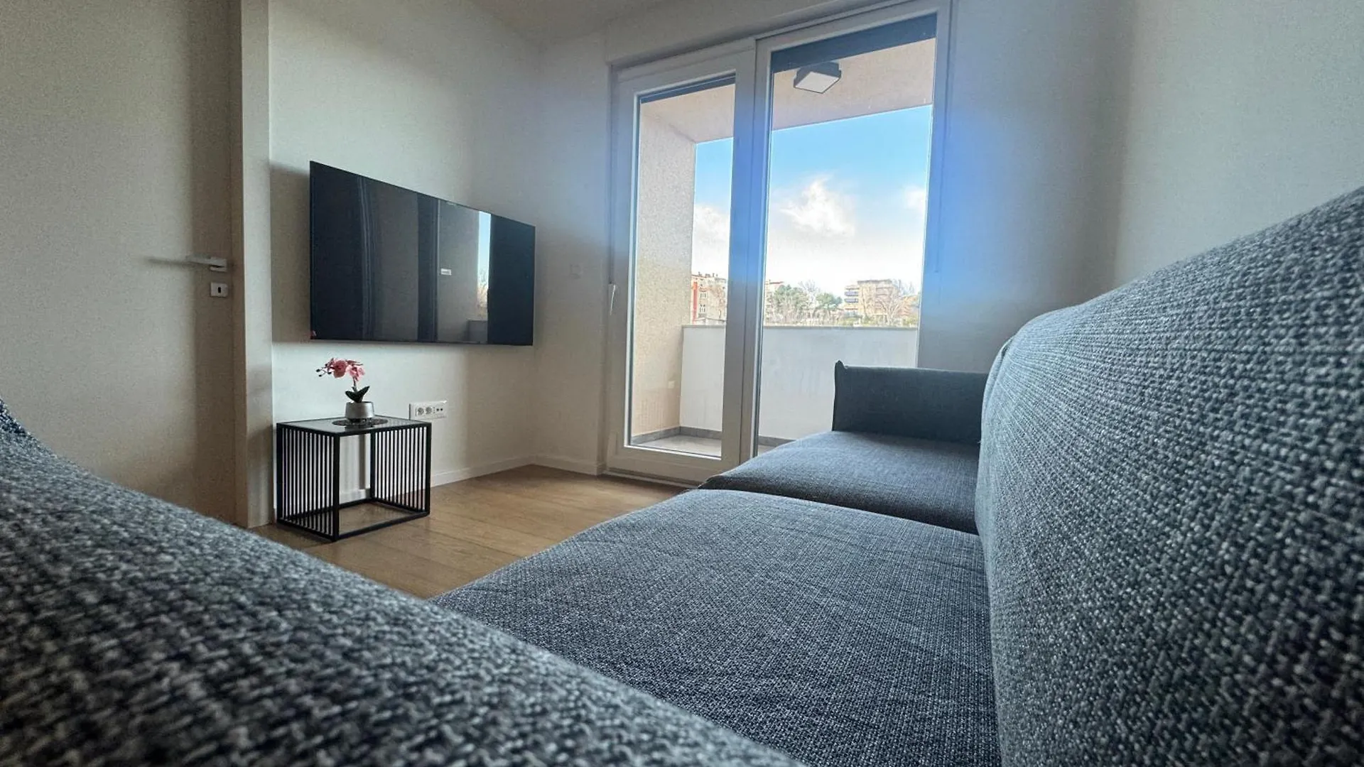 Abyss New Lux Apartment Near Beach With Private Garage Split