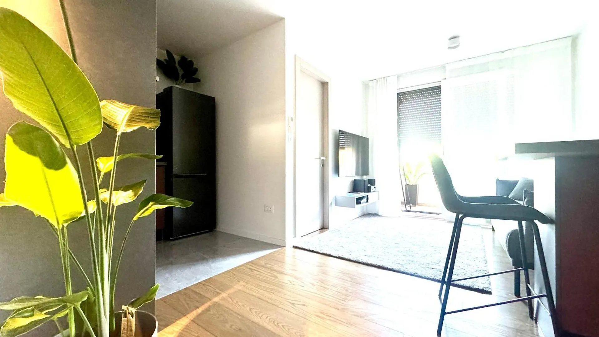 Abyss New Lux Apartment Near Beach With Private Garage Split